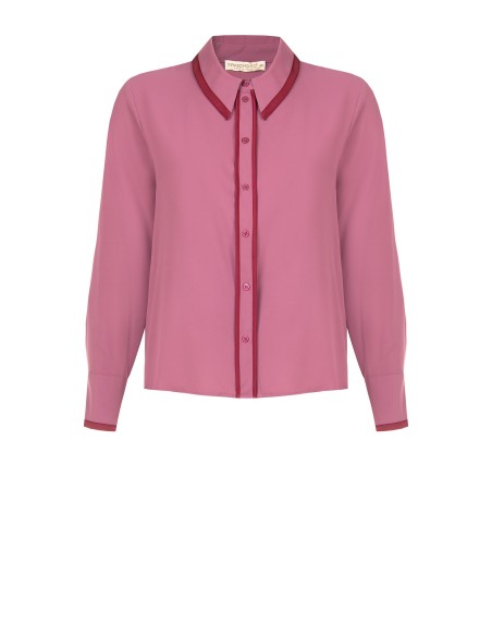 Camisa Curvy em cetim mate com detalhes em contraste Rinascimento Curvy