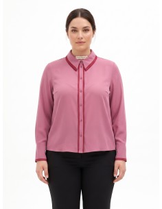 Camisa Curvy em cetim mate com detalhes em contraste Rinascimento Curvy
