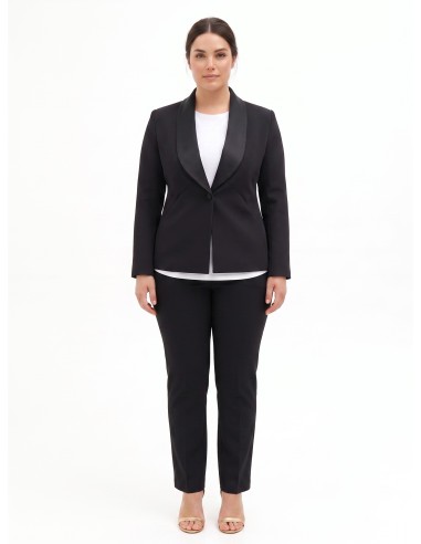 Casaco blazer curvy cintado em crepe scuba com gola de rebuço em cetim Rinascimento Curvy
