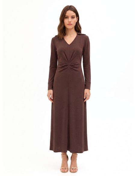 Vestido comprido de malha com mistura de viscose, decote em V e franzido à frente Rinascimento