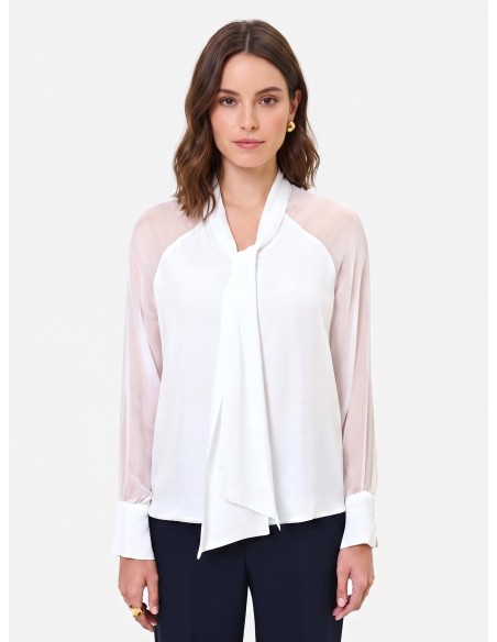 Blusa fluida Studio em mistura de seda com laço Rinascimento