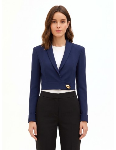 Blazer cropped em tecido cady com botão joia Rinascimento