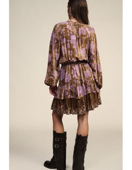 Vestido Curto com Estampado Floral e Cinto Dixie
