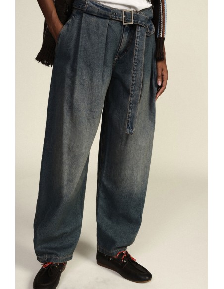 Jeans Paperbag de cintura subida com cinto a condizer Dixie