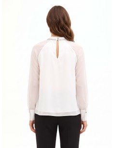 Blusa larga de chiffon com cristais no decote redondo Rinascimento 2