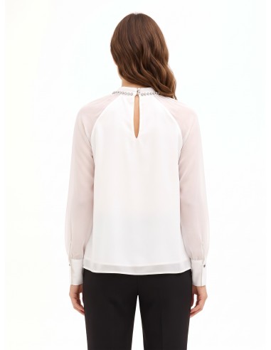 Blusa larga de chiffon com cristais à volta do decote Rinascimento