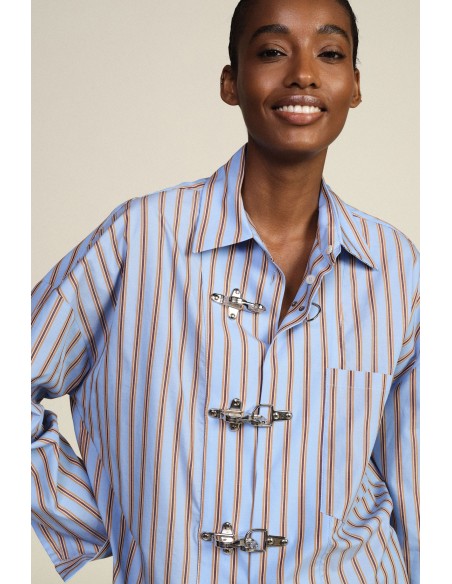 Camisa às riscas com fecho metálico e bolso Dixie
