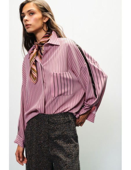 Camisa oversized às riscas com bolso aplicado Dixie