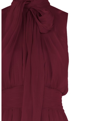 Vestido midi em cetim laminado com laço e elástico na cintura