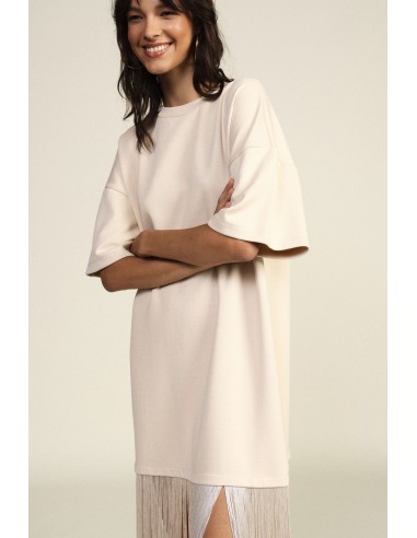 Vestido comprido tipo T-shirt com franjas decorativas Dixie