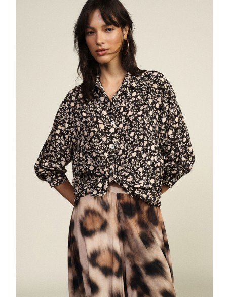 Camisa com Estampado Floral e Nó Frontal Dixie