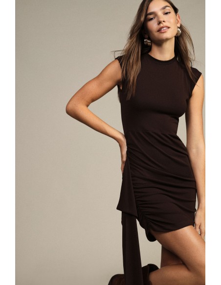 Vestido curto com detalhe drapeado lateral Dixie