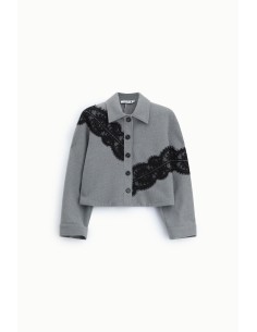Casaco-camisa curto com aplicações de renda Please 2