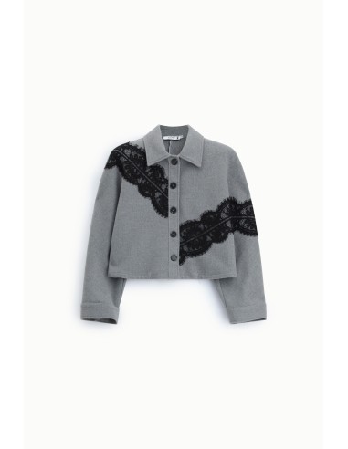 Casaco-camisa curto com aplicações de renda, por favor