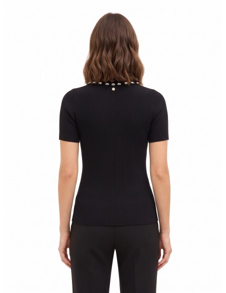Camisola polo canelada em mistura de viscose com cristais cabochão Rinascimento