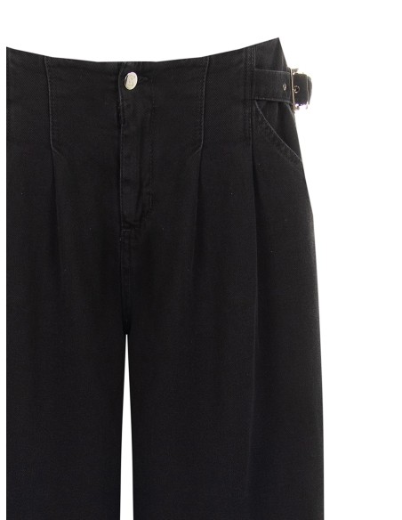 Bermudas de ganga wide leg com tiras nas ancas e pinças duplas Rinascimento