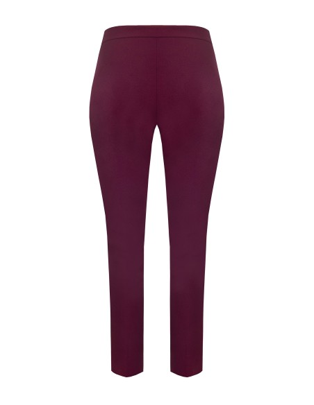 Calças direitas Curvy em crepe scuba com detalhe de joia com correntes e pérola Rinascimento Curvy