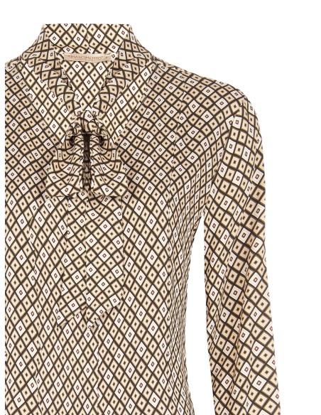Blusa em viscose com padrão geométrico, decote em V e laço Rinascimento