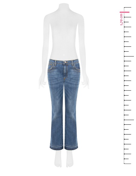 Jeans flare elásticos com tachas e bainha desfiada Rinascimento