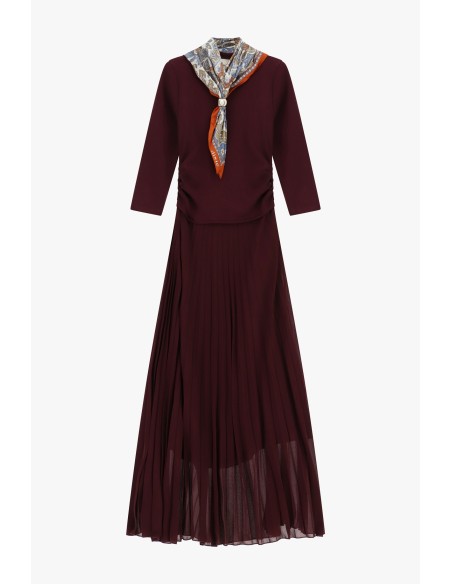 Vestido Comprido com Saia Plissada e Lenço Estampado Dixie