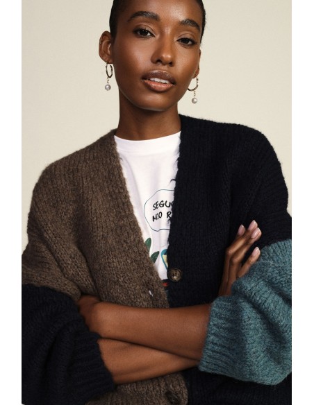 Cardigan com botões e padrão de blocos de cor Dixie