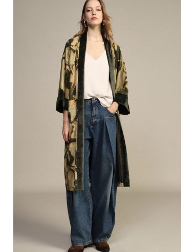 Casaco Duster com Padrão Floral e Bolsos Frontais Dixie