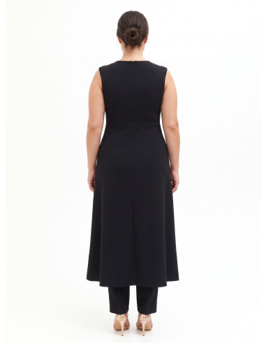 Vestido Curvy Comprido em Crepe Scuba Bicolor com Painel Plissado em Contraste Rinascimento Curvy