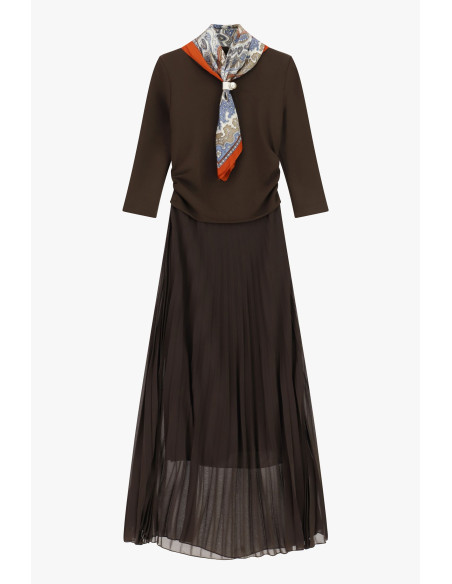 Vestido comprido com saia plissada e lenço estampado Dixie