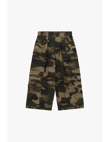 Calças cropped com padrão camuflado e bolsos Dixie