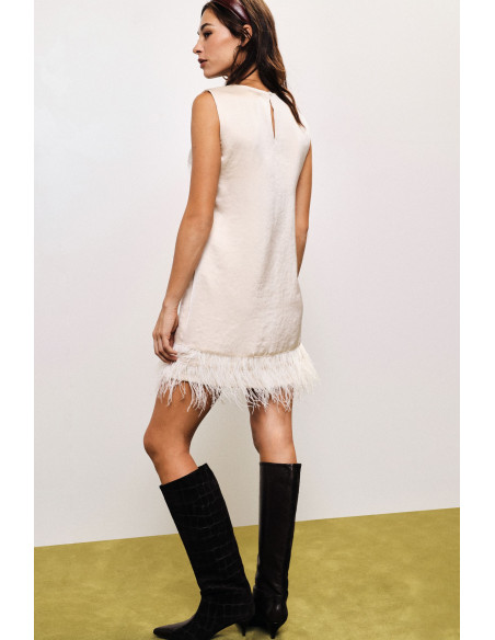 Vestido curto sem mangas com detalhe de penas Dixie