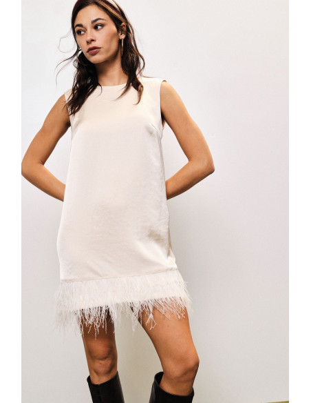 Vestido curto sem mangas com detalhe de penas Dixie