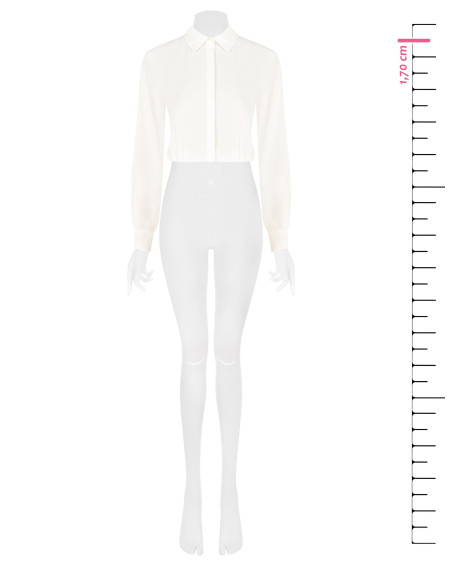 Camisa cropped fluida em cetim mate com botões ocultos Rinascimento