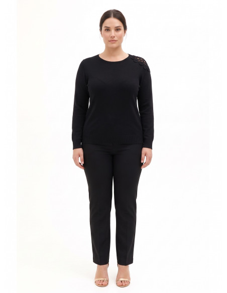 Camisola Curvy cintada com detalhe de croché no ombro Rinascimento Curvy