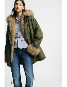 Parka com capuz e acabamentos em pelo sintético Please