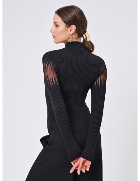 Camisola Justa Canelada com Aplicações de Tule Rinascimento