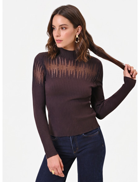 Camisola Justa Canelada com Aplicações de Tule Rinascimento