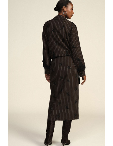 Saia midi de corte envelope com renda e bordado Dixie