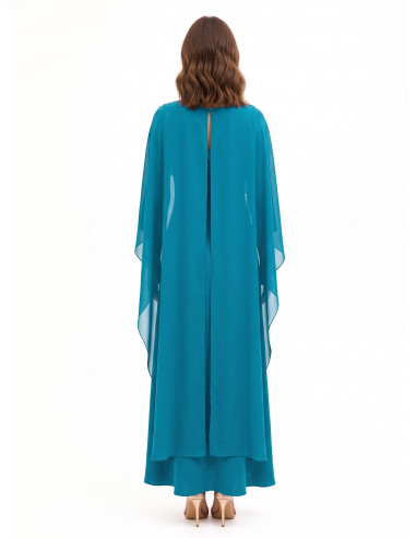 Vestido comprido fluido em cetim estruturado com capa em georgette Rinascimento