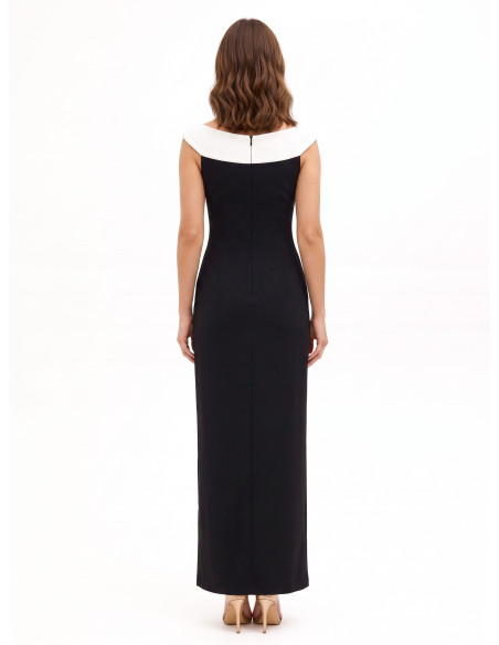 Vestido comprido em crepe scuba com painel plissado em contraste Rinascimento