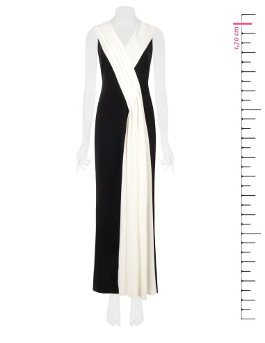 Vestido comprido em crepe scuba com painel plissado em contraste Rinascimento