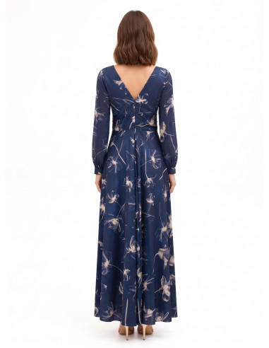 Vestido comprido de cetim com flores grandes, franzido na cintura e com decote em V duplo Rinascimento