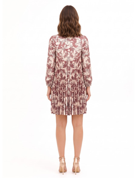 Vestido curto plissado amplo em cetim com estampado paisley e decote com laços Rinascimento