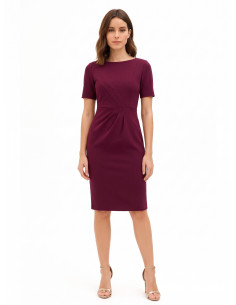 Vestido tubo em crepe scuba com decote barco Rinascimento
