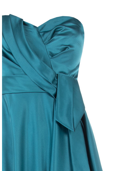 Vestido comprido em cetim com racha à frente Rinascimento