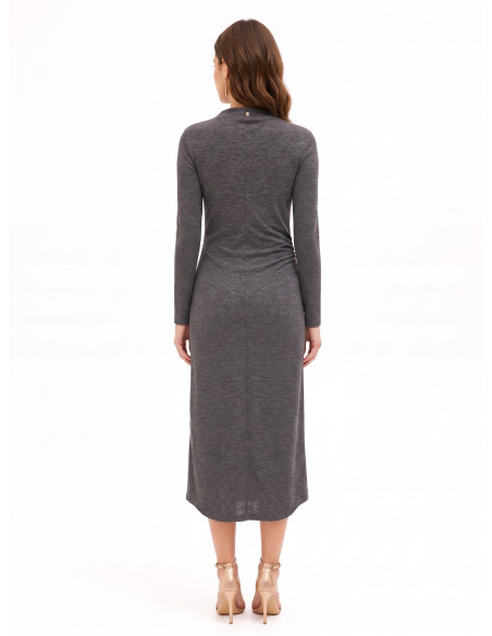 Vestido comprido de malha franzido de um lado Rinascimento