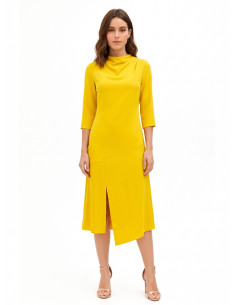 Vestido midi fluido em cetim mate com bainha assimétrica Rinascimento