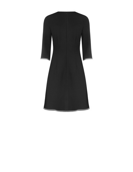 Vestido curto evasé em crepe scuba com bainhas em tule Rinascimento