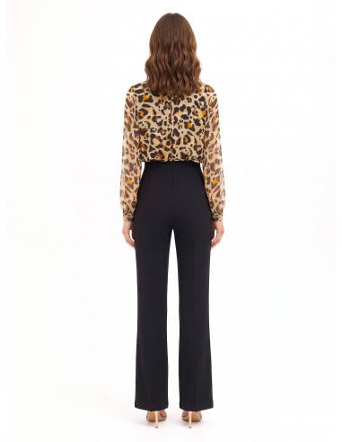 Macacão à boca de sino em crepe scuba com top em georgette com padrão de leopardo e gotas de lurex Rinascimento