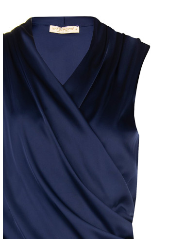 Blusa de cetim com decote em V cruzado e drapeado Rinascimento