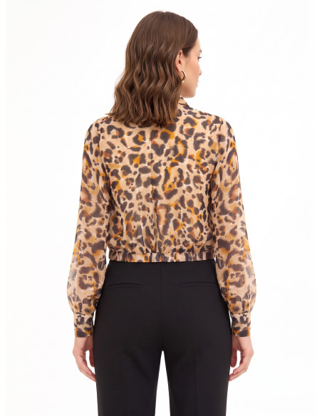 Blusa Balão em Georgette Estampada com Gotas de Lurex e Decote em V Transpassado Rinascimento